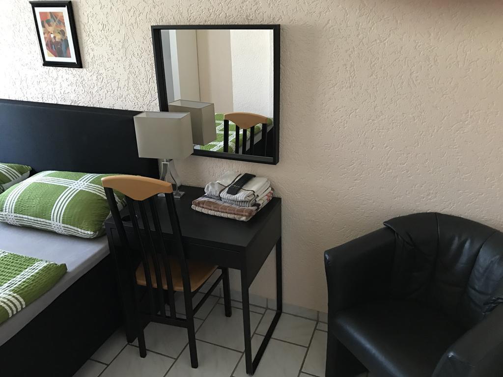 Hotel Rhein Inn Ремаген Екстериор снимка